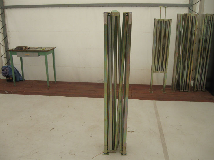 click for next image... slideshow image